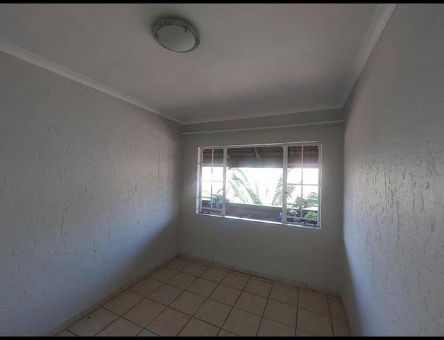 2 BEDROOM PROPERTY TO RENT IN KENLEAF
